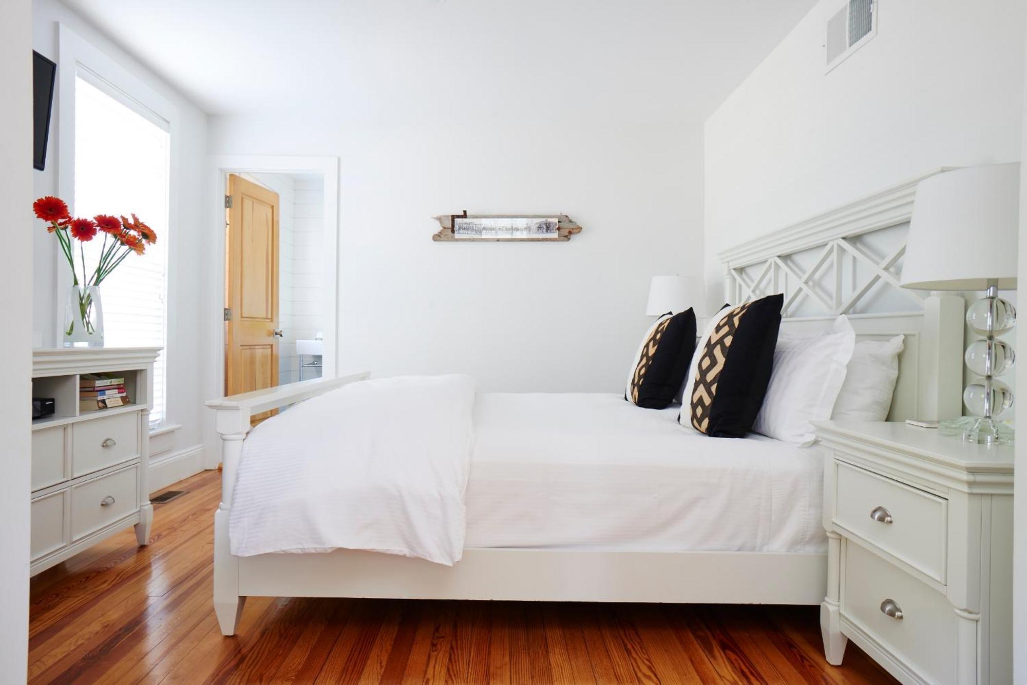 Seven Resort Style Inn Near Beach Shelter Island Heights ภายนอก รูปภาพ
