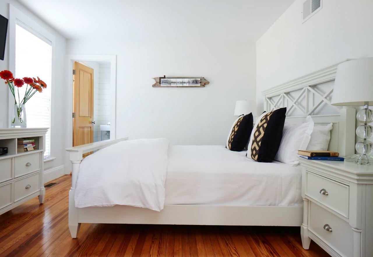 Seven Resort Style Inn Near Beach Shelter Island Heights ภายนอก รูปภาพ